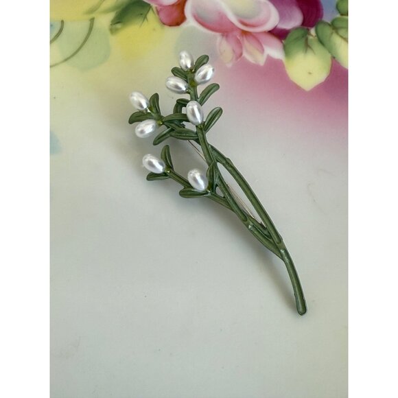 Vintage 60's Green Enamel Faux Pearl Spray Brooch Pin - Picture 1 of 9